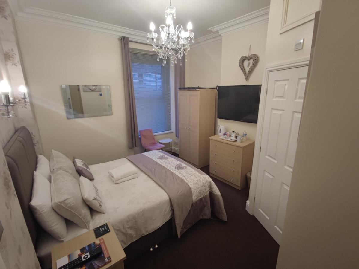 The Rosedene Hotell Llandudno Eksteriør bilde