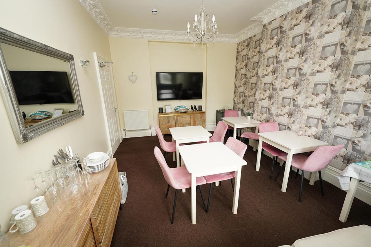The Rosedene Hotell Llandudno Eksteriør bilde