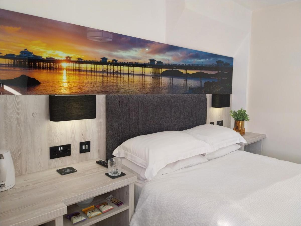 The Rosedene Hotell Llandudno Eksteriør bilde