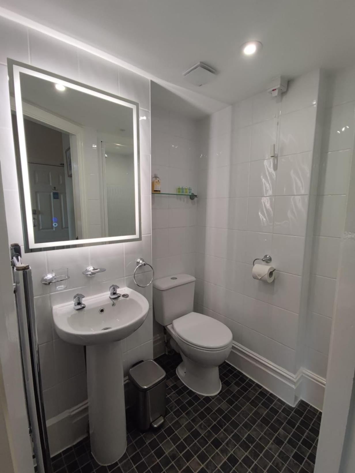 The Rosedene Hotell Llandudno Eksteriør bilde